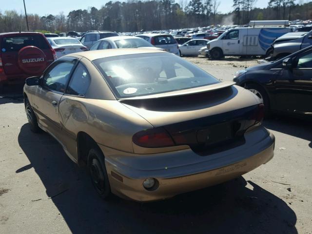 1G2JB1242Y7429684 - 2000 PONTIAC SUNFIRE SE GOLD photo 3