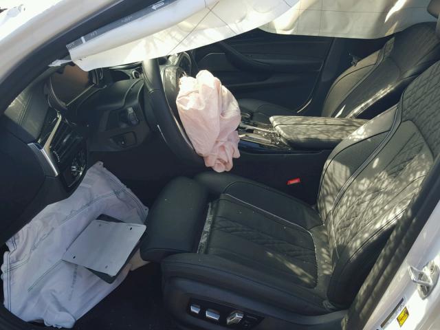 WBAJB9C52JB036723 - 2018 BMW M550XI WHITE photo 5