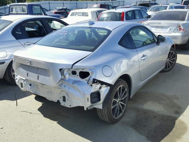 JF1ZNAA17H8704205 - 2017 TOYOTA 86 BASE SILVER photo 4