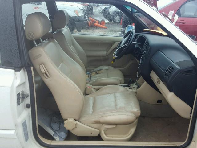 3VWDC21V22M803632 - 2002 VOLKSWAGEN CABRIO GLX 白色 照片 5