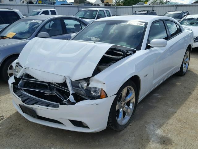 2C3CDXCT0CH107490 - 2012 DODGE CHARGER R/ WHITE photo 2