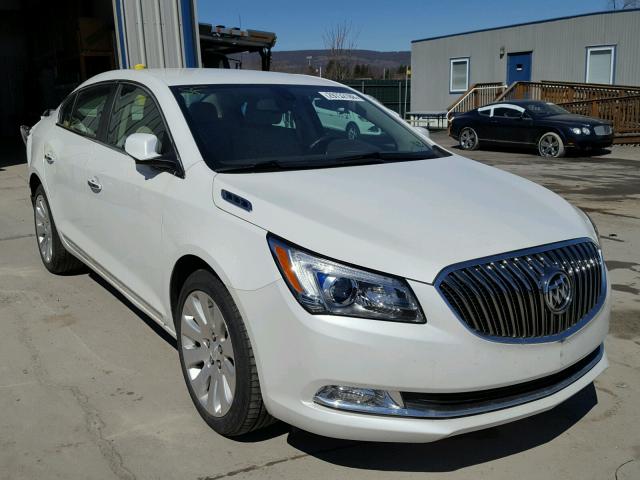 1G4GE5G39GF268240 - 2016 BUICK LACROSSE P WHITE photo 1