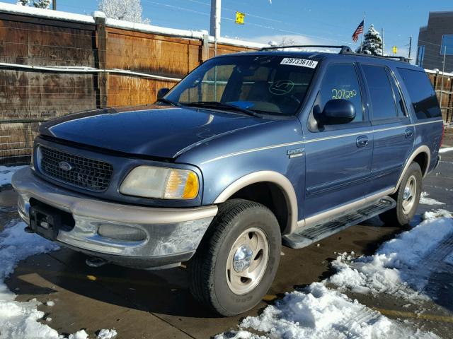 1FMPU18L2WLA48061 - 1998 FORD EXPEDITION BLUE photo 2