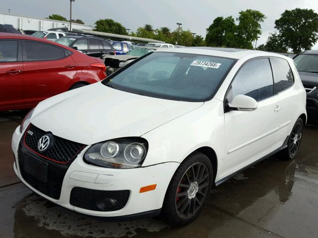 WVWEV71K06W112934 - 2006 VOLKSWAGEN NEW GTI WHITE photo 2