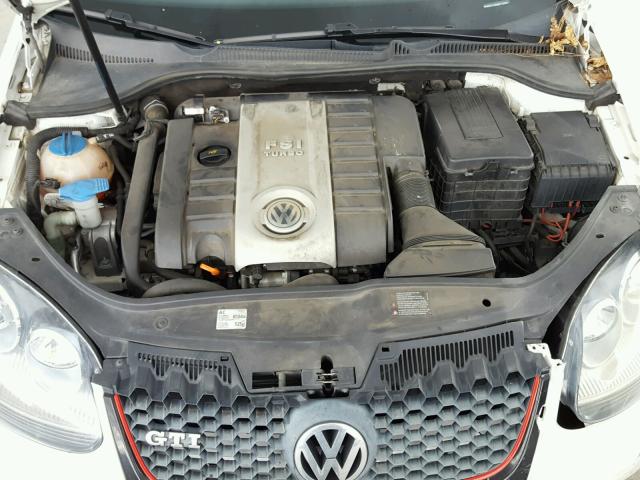 WVWEV71K06W112934 - 2006 VOLKSWAGEN NEW GTI WHITE photo 7