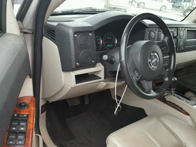 1J8HG58226C366902 - 2006 JEEP COMMANDER SILVER photo 9