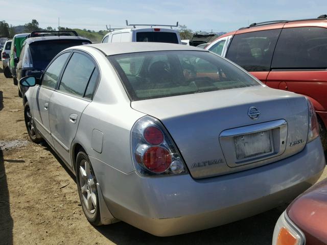 1N4AL11D25N472459 - 2005 NISSAN ALTIMA S SILVER photo 3