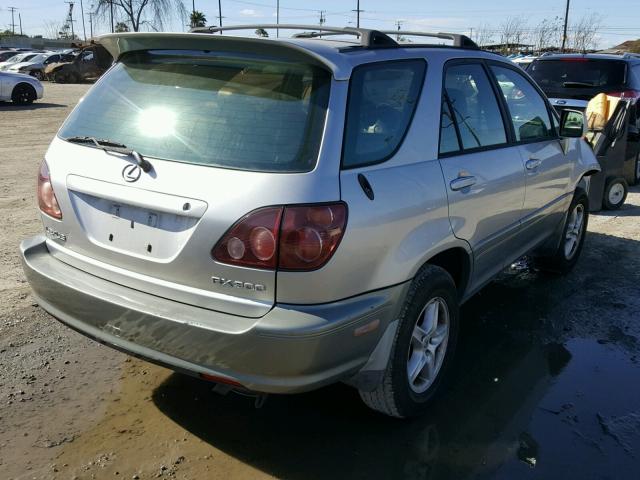 JT6GF10U8Y0053957 - 2000 LEXUS RX 300 SILVER photo 4