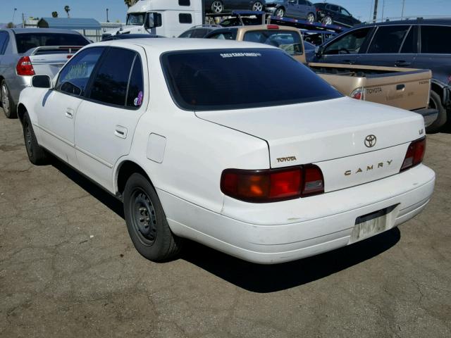 JT2SK12E9S0296973 - 1995 TOYOTA CAMRY LE WHITE photo 3