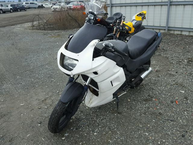 JKAEXVD149A116286 - 2009 KAWASAKI EX500 D TWO TONE photo 2