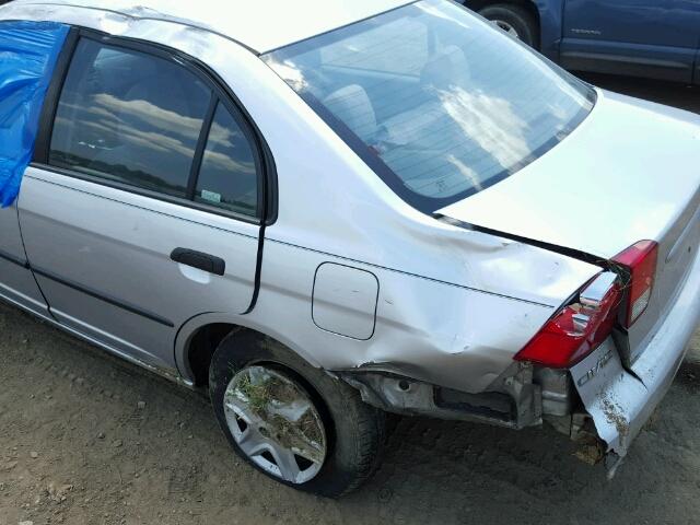 2HGES16375H570315 - 2005 HONDA CIVIC DX V SILVER photo 9