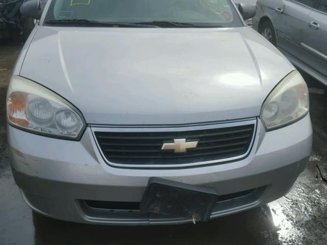 1G1ZS58F27F100589 - 2007 CHEVROLET MALIBU LS SILVER photo 9