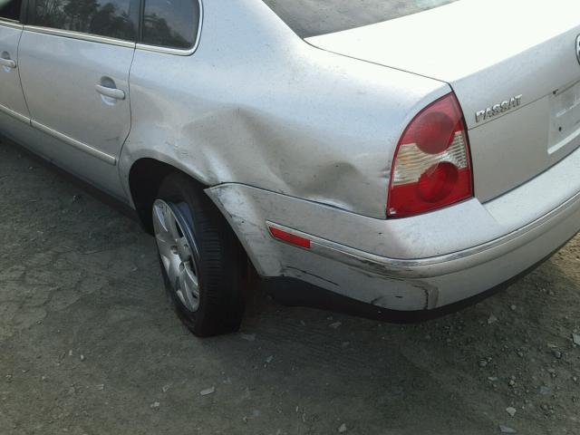 WVWRH63B32P075446 - 2002 VOLKSWAGEN PASSAT GLX 银色 照片 9