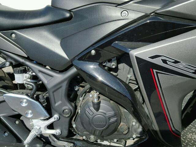 MH3RH06Y2GK014060 - 2016 YAMAHA YZFR3 CHARCOAL photo 7