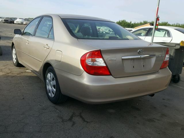 4T1BE32K83U748384 - 2003 TOYOTA CAMRY LE GOLD photo 3