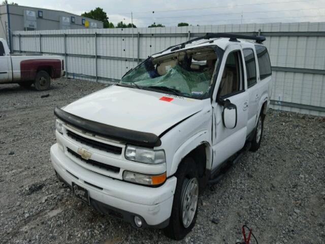 3GNFK16Z93G257763 - 2003 CHEVROLET SUBURBAN K WHITE photo 2