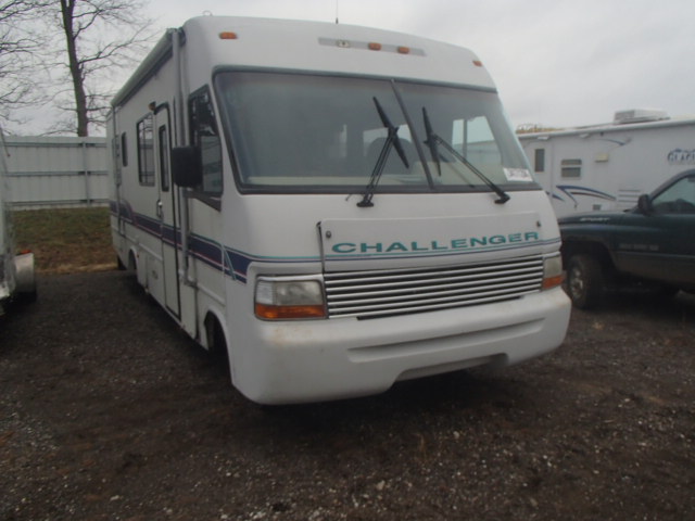 1GBKP37N7R3309987 - 1994 SHAS MOTORHOME WHITE photo 1