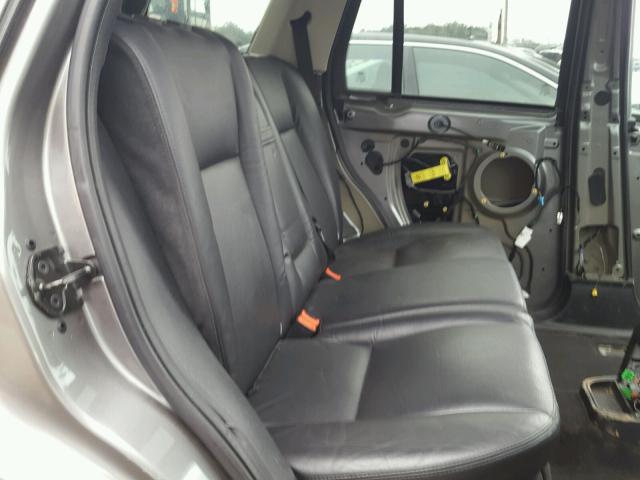 SALFS24N98H040850 - 2008 LAND ROVER LR2 SE TEC GRAY photo 6