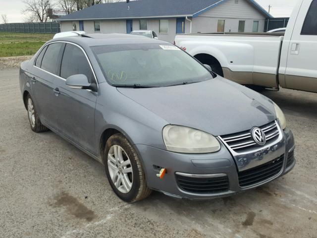 3VWDT71K85M624115 - 2005 VOLKSWAGEN NEW JETTA SILVER photo 1