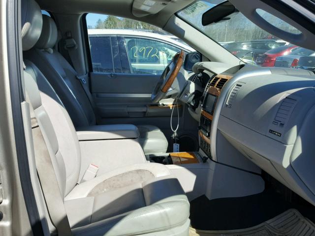 1A8HW58T99F711499 - 2009 CHRYSLER ASPEN LIMI 棕色 照片 5