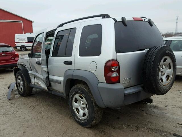 1J4GL48K65W702387 - 2005 JEEP LIBERTY SP SILVER photo 3