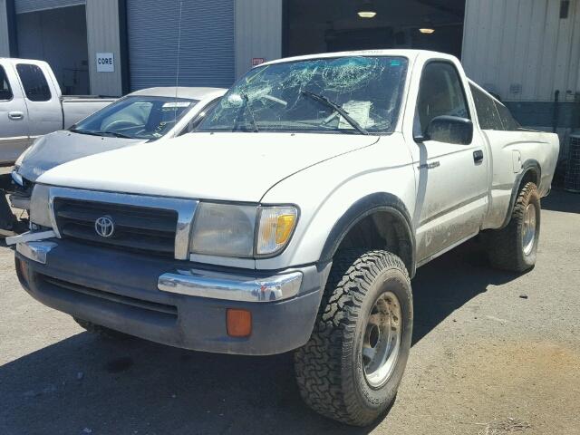 4TAPM62N2WZ134135 - 1998 TOYOTA TACOMA WHITE photo 2