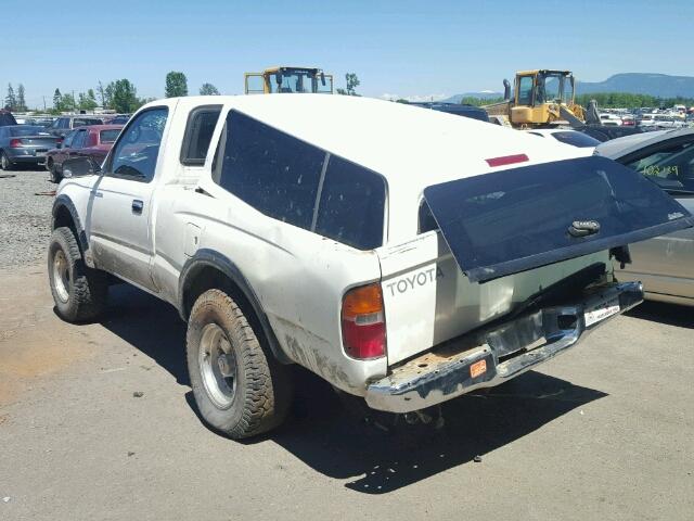 4TAPM62N2WZ134135 - 1998 TOYOTA TACOMA WHITE photo 3