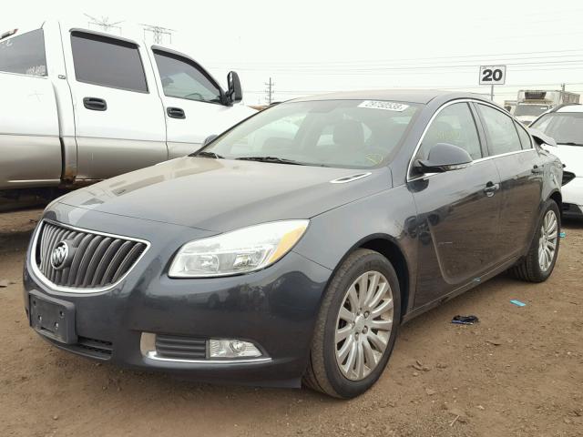 2G4GR5EK1C9162057 - 2012 BUICK REGAL BLUE photo 2