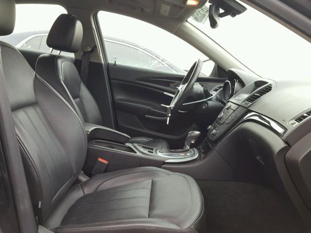 2G4GR5EK1C9162057 - 2012 BUICK REGAL BLUE photo 5