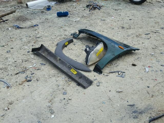 4F2YU07141KM03944 - 2001 MAZDA TRIBUTE DX 绿色 照片 9