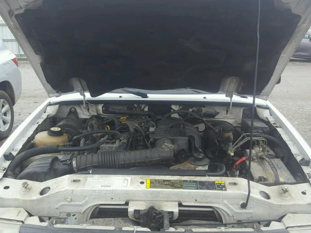 4F4YR12D73TM13283 - 2003 MAZDA B2300 WHITE photo 7