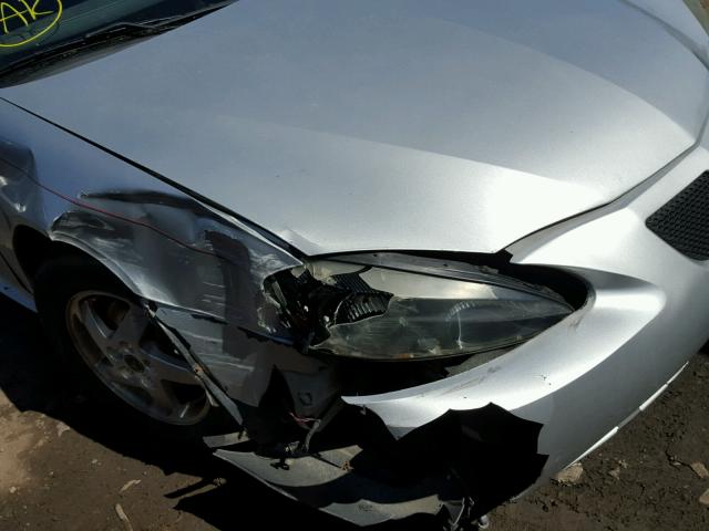 2G2WP522241100973 - 2004 PONTIAC GRAND PRIX Gümüş foto 9