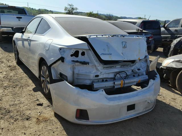 1HGCT1B33DA007883 - 2013 HONDA ACCORD LX- WHITE photo 3