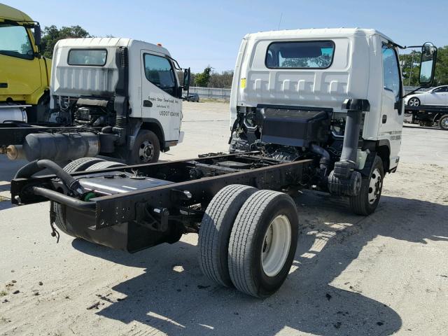 JALC4B16177003814 - 2007 ISUZU NPR WHITE photo 4