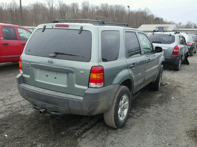 1FMYU03195KC91858 - 2005 FORD ESCAPE XLT GREEN photo 4