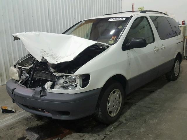 4T3ZF13C51U357561 - 2001 TOYOTA SIENNA LE WHITE photo 2