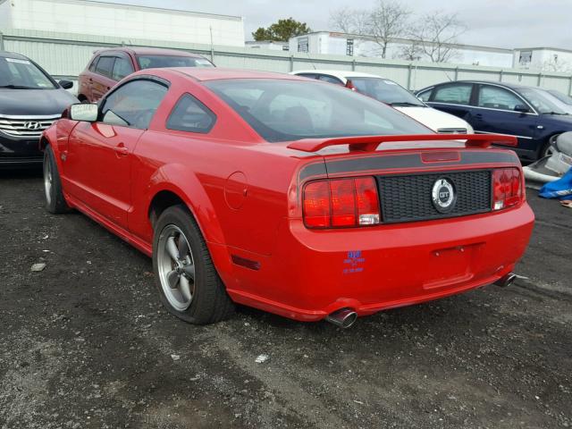 1ZVHT82H355173076 - 2005 FORD MUSTANG GT RED photo 3