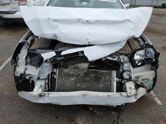 1G11C5SL3EF116449 - 2014 CHEVROLET MALIBU 1LT WHITE photo 9