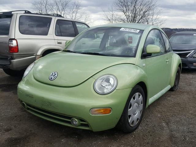 3VWCC21C3YM490626 - 2000 VOLKSWAGEN NEW BEETLE GREEN photo 2