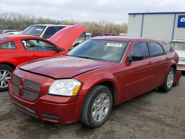 2D4FV48T55H576111 - 2005 DODGE MAGNUM SE RED photo 2