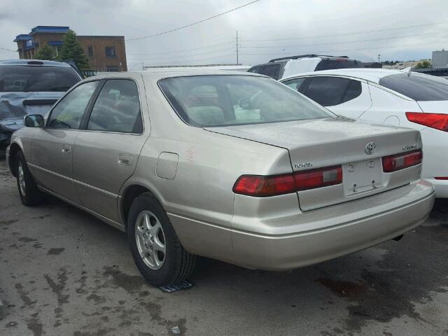 JT2BG22K9V0052032 - 1997 TOYOTA CAMRY LE/X GOLD photo 3