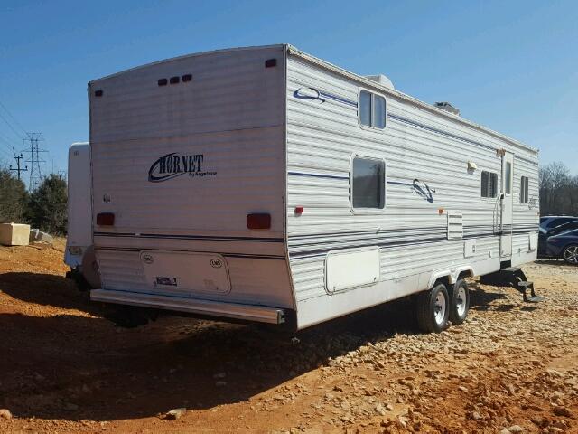 4YDT32D2827303966 - 2002 KEYSTONE HORNET WHITE photo 4