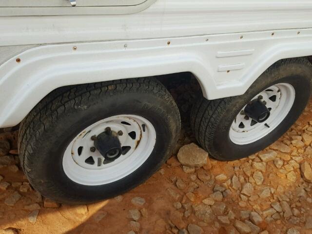 4YDT32D2827303966 - 2002 KEYSTONE HORNET WHITE photo 5