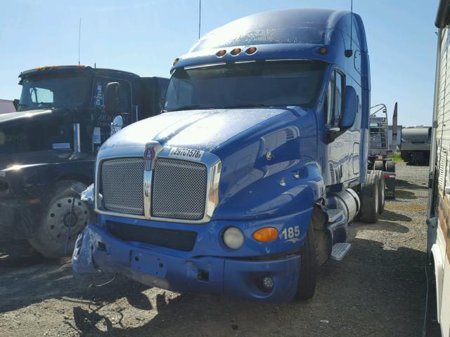 1XKTD49X38J219702 - 2008 KENWORTH CONSTRUCTI BLUE photo 2