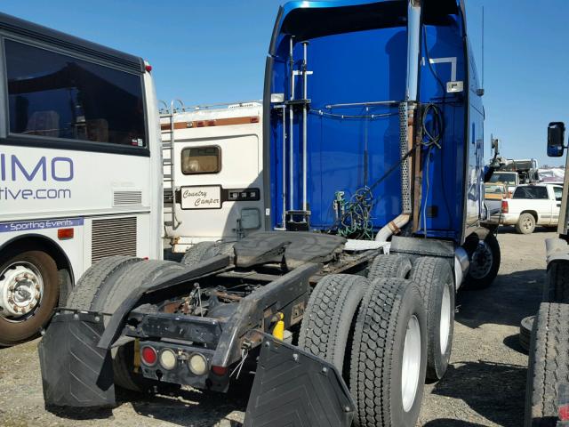 1XKTD49X38J219702 - 2008 KENWORTH CONSTRUCTI BLUE photo 4