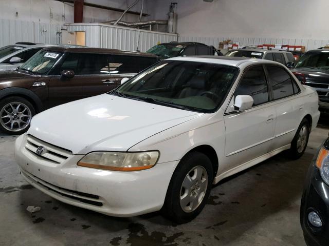 1HGCG16512A013291 - 2002 HONDA ACCORD EX WHITE photo 2