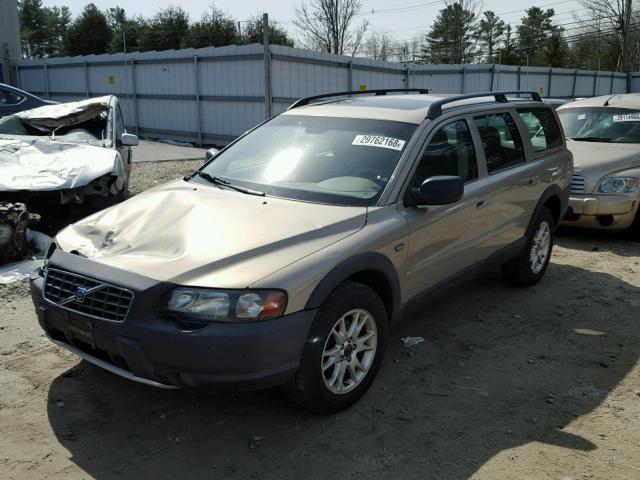 YV1SZ59H441137747 - 2004 VOLVO XC70 BEIGE photo 2