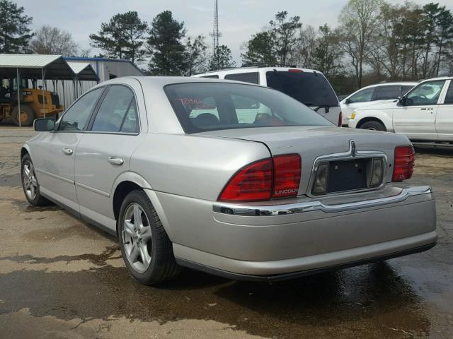 1LNHM86S92Y710884 - 2002 LINCOLN LS 银色 照片 3