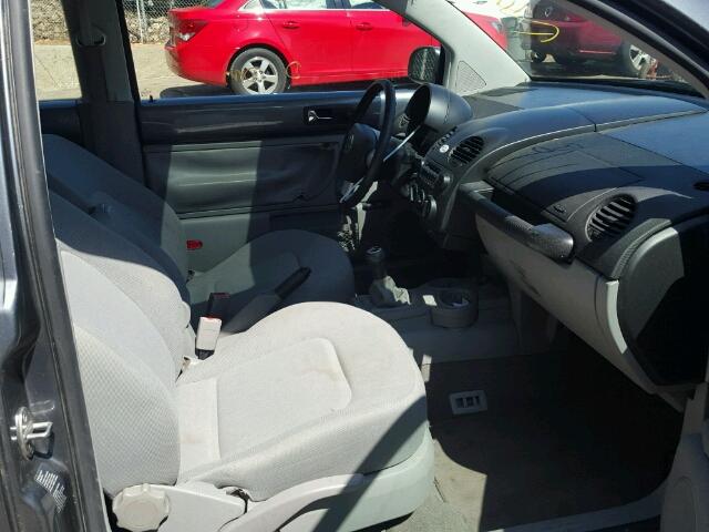 3VWCB21C52M415761 - 2002 VOLKSWAGEN NEW BEETLE 灰色 照片 5