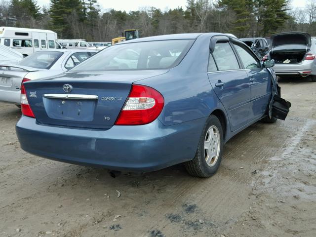 4T1BF32K02U525574 - 2002 TOYOTA CAMRY LE BLUE photo 4